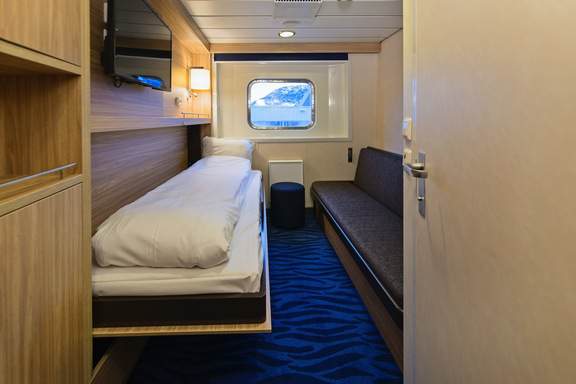 Ship accomodation